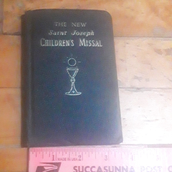 Vintage Saint Joseph CHILDREN'S Missal - 1959 - Picture 1 of 16